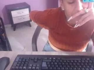 samantharedsx21 from CamSoda is Freechat