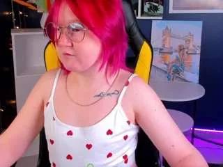 sara-moor from CamSoda is Freechat