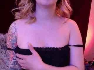 saraa-doll from CamSoda