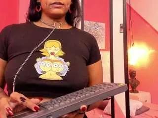 saraa-graham from CamSoda is Freechat