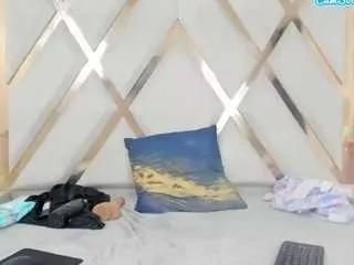 saskyaht from CamSoda