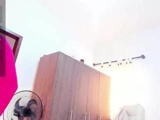 selena-luxs from CamSoda is Freechat