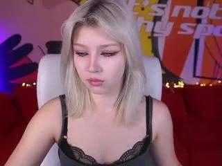 selenairiss from CamSoda