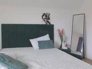 senigrande from CamSoda is Freechat