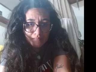 sexxxsara77 from CamSoda