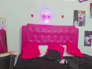 sexxy-girl86 from CamSoda is Freechat