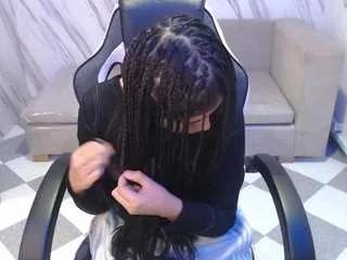 sharom-b from CamSoda is Freechat
