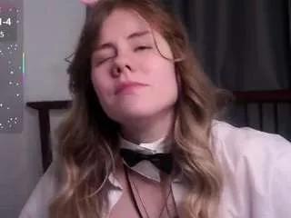 sheenahakes from CamSoda