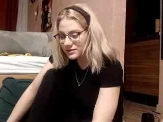 shellasheen from CamSoda is Freechat