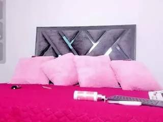 skinnydafne from CamSoda is Freechat