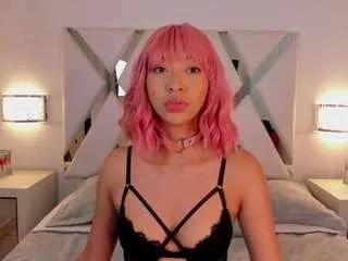 sussy-rosse from CamSoda