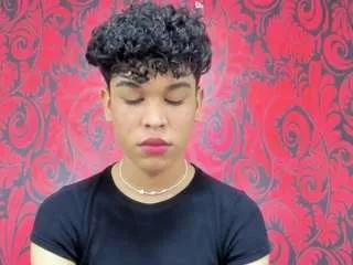 sweetboyx from CamSoda is Freechat