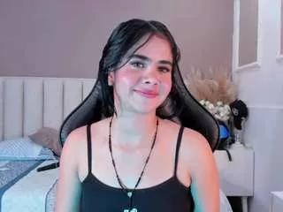 sweetdreams01 from CamSoda is Freechat