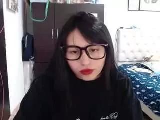 sweethsophie from CamSoda