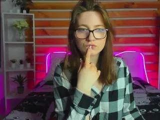 tararyan from CamSoda