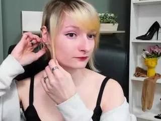 tastyblair from CamSoda