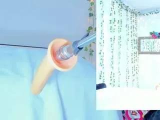 tiffanny-loveee from CamSoda is Freechat