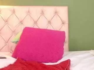 tinnaflirt1 from CamSoda