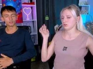 tobi-yours from CamSoda is Freechat