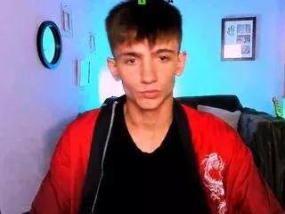 tobi-yours from CamSoda is Freechat