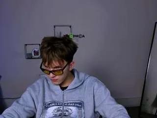 Travis-wolf from CamSoda