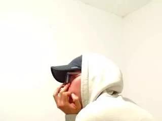 ultrailuminated from CamSoda is Freechat