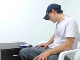 ultrailuminated from CamSoda is Freechat