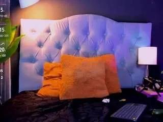 valentinaforerox from CamSoda is Freechat