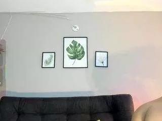 vicky-kitty from CamSoda is Freechat