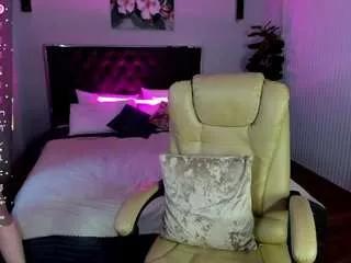 vikkimoon from CamSoda