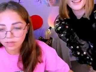 violett-moons from CamSoda is Freechat