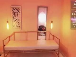 violetta-suky from CamSoda is Freechat