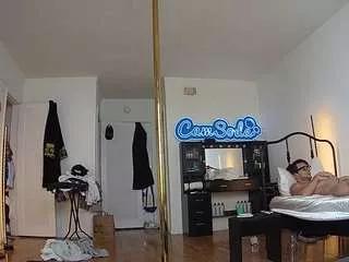 voyeurcam-celticiron-02 from CamSoda is Freechat