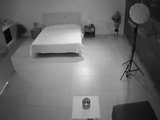 voyeurcam-jb-photo-studio from CamSoda is Freechat