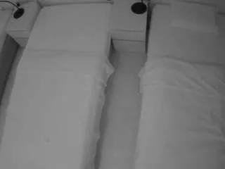 voyeurcam-julmodels-bed-5 from CamSoda is Freechat