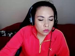 xarahanns from CamSoda