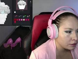 xarahanns from CamSoda