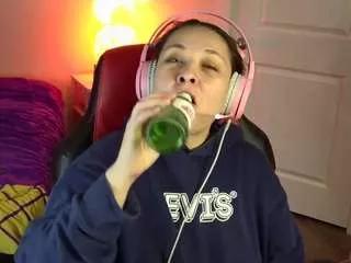 xarahanns from CamSoda
