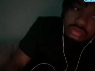 yalloveme322 from CamSoda