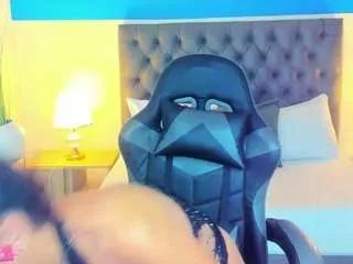 yosselin23 from CamSoda