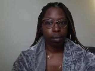 yourmadamindigo from CamSoda is Freechat