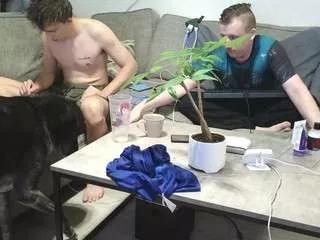 zackstriker from CamSoda is Freechat