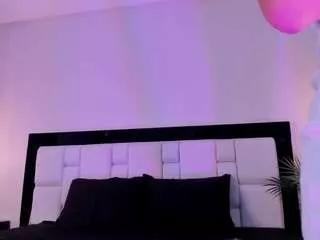 zara-lu from CamSoda is Freechat