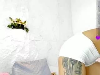 zorra-violeta from CamSoda