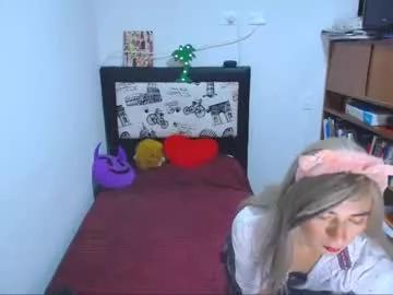 Aleexx___ from Chaturbate