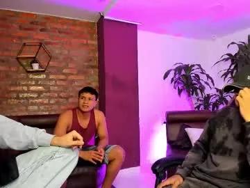 Handsomeboys19 from Chaturbate