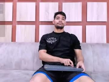 heteros_men from Chaturbate