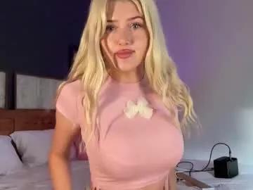 itslunaaaaa from Chaturbate is Freechat