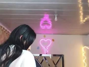 laylafoxy_tay from Chaturbate