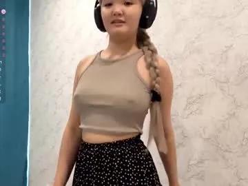 Mingmcclave from Chaturbate